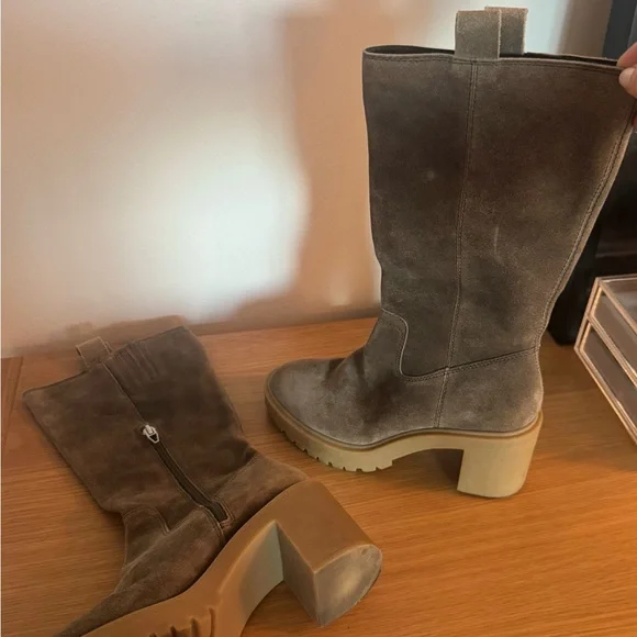 Dolce Vita genuine suede olive boots size 6 - Picture 2 of 4